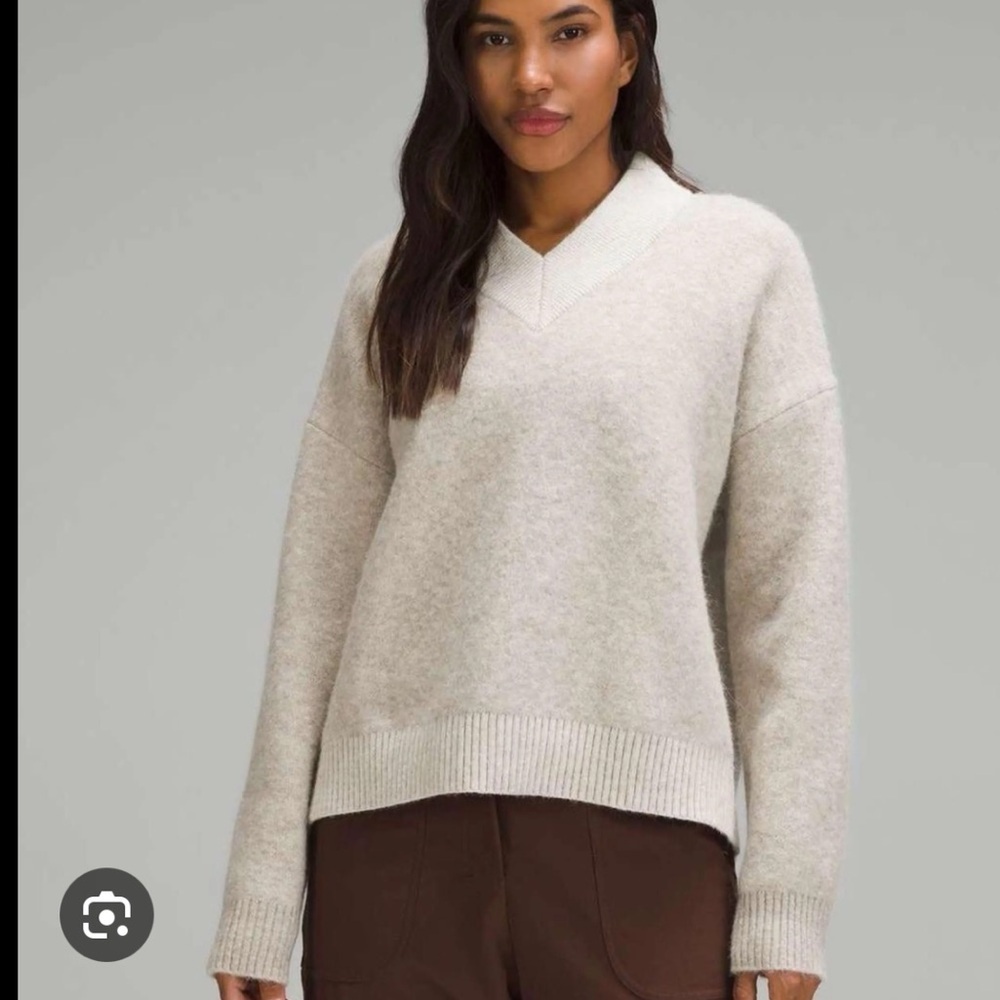 Lululemon Alpaca Wool-Blend V-Neck Sweater Heathered  XS